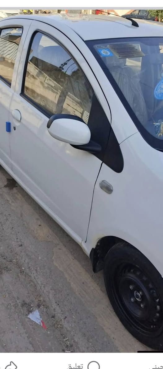 السلام عليكم باندا للبيع موديل 12 سياره كير مكينه  تبريد شغال  حداديه جديده سياره باسمنا رقم بغداد تحويل ثاني  السعر 42 وبيها مجال قليل مكان بغداد كماليه استفسار***********
