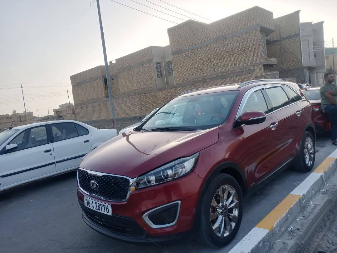 السلام عليكم سياره كيا سورنتو البيع موديل 17 سيارة تبريد شغال تدفئه شغال سياره بيه حادث مضروب جاملغ الايسر امريكي السنويه لحد، 29 مكفوله سياره السعر 180وبيه مجال الشراي انه مكلف بنشر لالحد يجي خاص رقم الهاتف ***********
