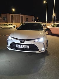 للبيع كورلا هايبرد 2025 حرة 07729544586