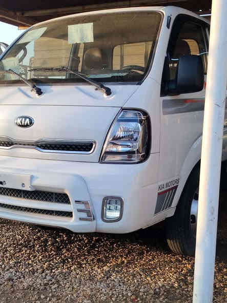 سلام عليكم للبيع كيا فحل مفتوح موديل 2021 مكفوله كفاله عامه رقم بابل مكينه جديده تبريد حداديه تخم تاير تحويره السياره جديده ونضيفه كلش السعر 168 وبيه مجال العنوان بابل قضاء القاسم للتواصل على الرقم ***********
