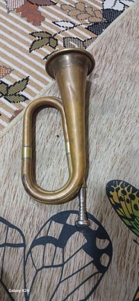 بوق نحاس • آلة موسيقية