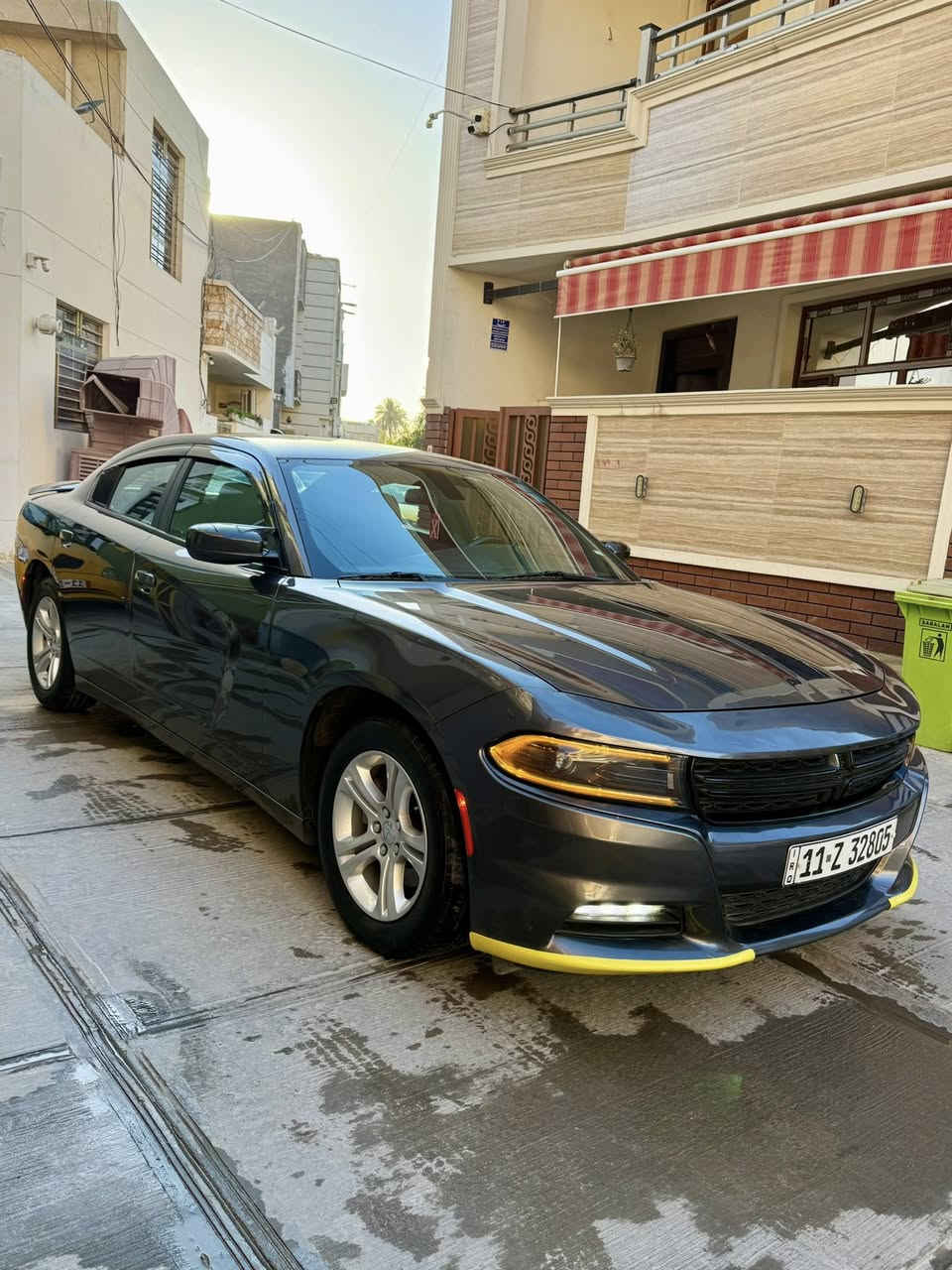 السلام عليكم للبيع
DODGE CHARGER 🔥🚀
دودج جارجر 2023 SXT اصل النداء الاخير LAST CALL
السيارة كلين تايتل فقط دعامية
مكفولة كفالة عامة من الفتح والتبديل والصبغ
بدون دواخل وبدون ايرباك 
صور حادثها بلمنشور
رقم بغداد الدولي باسمي رقم وهزة وسنوية جديدة   
طالعة من امريكا ماشية 54 الف هنا صارت 76 الف
استخدام شخصي ممشتغلة خط نهائياً
مواصفاتها :-
بصمة / تشغيل عن بعد
شاشة جبيرة كار بلي اصدار 23
قطعتين تبريد
كشن كهرباء
سستم صوت الباين ALPINE
مازدات بلادية الاشاره لد
عليها منظومة زنون LED عالي وناصي
وبقية المواصفات المعروفة
السياره جاهزة من كلشي وبعدها بريحة الشركة وبوضع الشركة كله بلادي ولا كلوب بلدشبول
محرك كير اكسل تبريد كفالة شرط
السعر 255 وبيها مجال للشراي
عنواني بغداد / سبع ابكار 
للتواصل ***********

