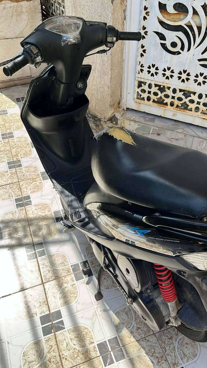 السلام وعليكم ماكس عدله للبيع كفاله عامه السعر  750  وبيها مجال ‏‪0775 037 1814‬‏
