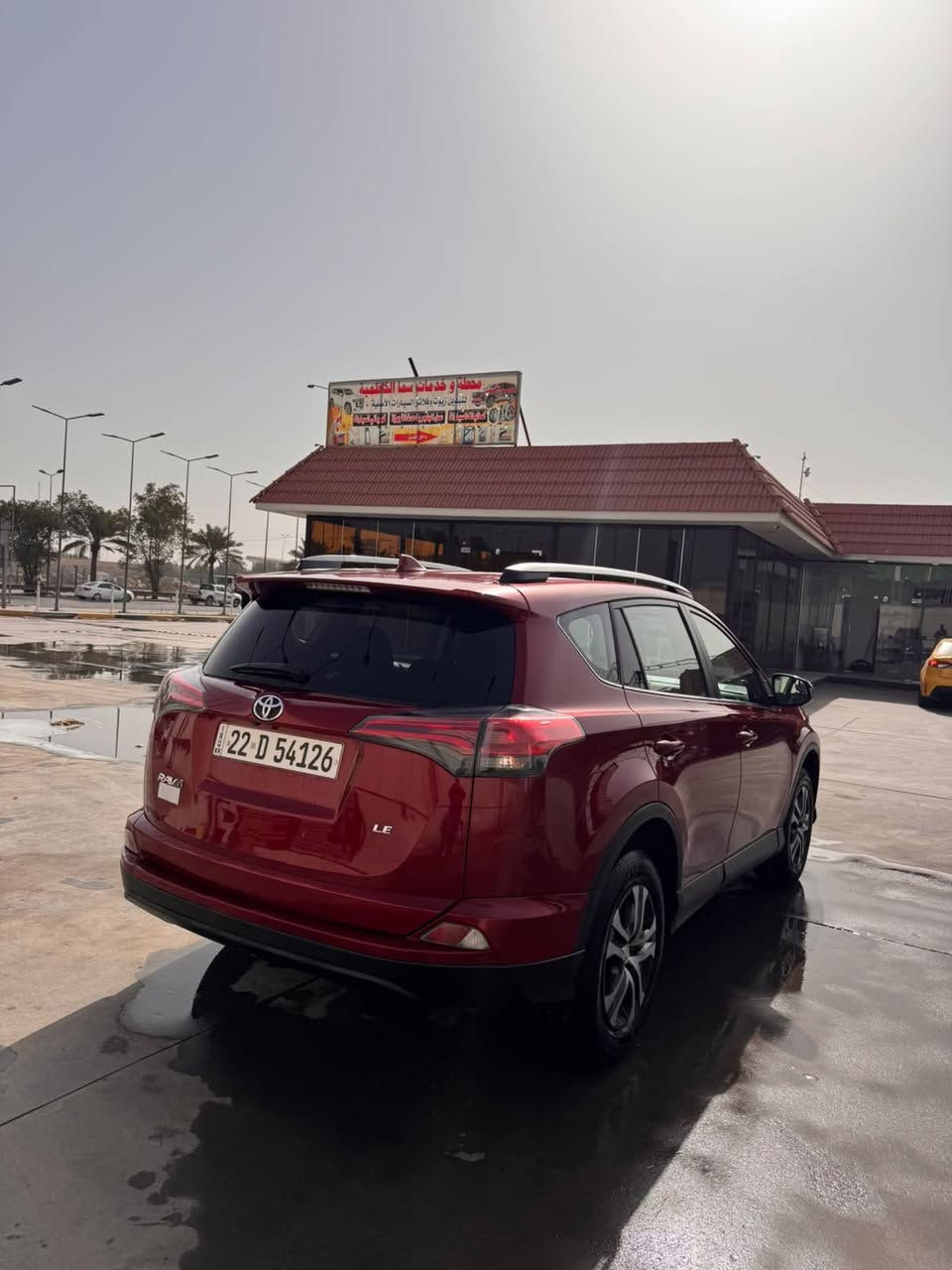Rav4 2018
حادثها جاملغ امامي جهة السايق صبغ فقط رقم اربيل دولي 
ماشيه ٩٠ الف ميل العنوان مشروع المسيب قرب محطة التفاحة السعر 157 وبيه مجال رقم الهاتف ***********
