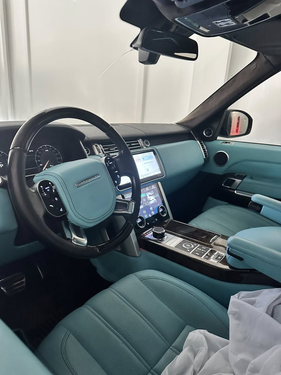 RANGE ROVER
Vogue

🇬🇧🇬🇧🇬🇧

رانج روفر  بيع او مراوس

فوك _ اوتوبايغرافي Vip😍

الموديل ـ 2013

خليجي ضمان دولي

رقم سليمانيه باسمي

ماشية 111الف كيلو

8 سلندر سوبر جارج 😍

كفالة عامة

من الحادث او تبديل القطع فقط بارد باب خلفي 

بدون كل نواقص 

بيها ادامة كاملة 😍 كلها بالشركة

مواصفات كاملة 🇬🇧

🛑 داخل مميز vip 😍

🛑 بانوراما

🛑 دوسات + ابواب +صندوك + مري 🇬🇧شفط

🛑 رادار + كامرات 5 بصمات 5 

🛑 شاشات عدد 3

🛑 اوتو بارك

وباقي مواصفات كثيرة 

مكانها النجف❤️

ملاحظة 🇬🇧🇬🇧

للأستفسار تسال عن السعر

***********
