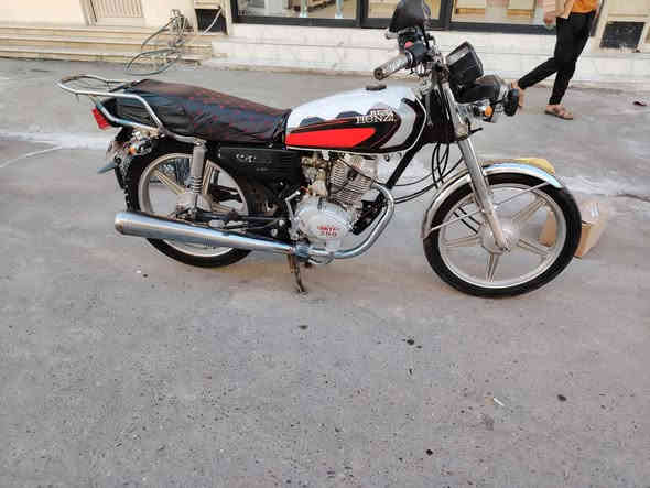 سلام عليكم  بيع مستعجل 370
جني ابو الكله 

موديل 20

محرك مفتوح🛠🔧🔩

سلف هندر شغال 

كهربائيات شغال💡🚥🚦

العنوان صلاح الدين قضاء العلم 👉👉👉👉👉👉👉
☎️***********📲***********☎️
