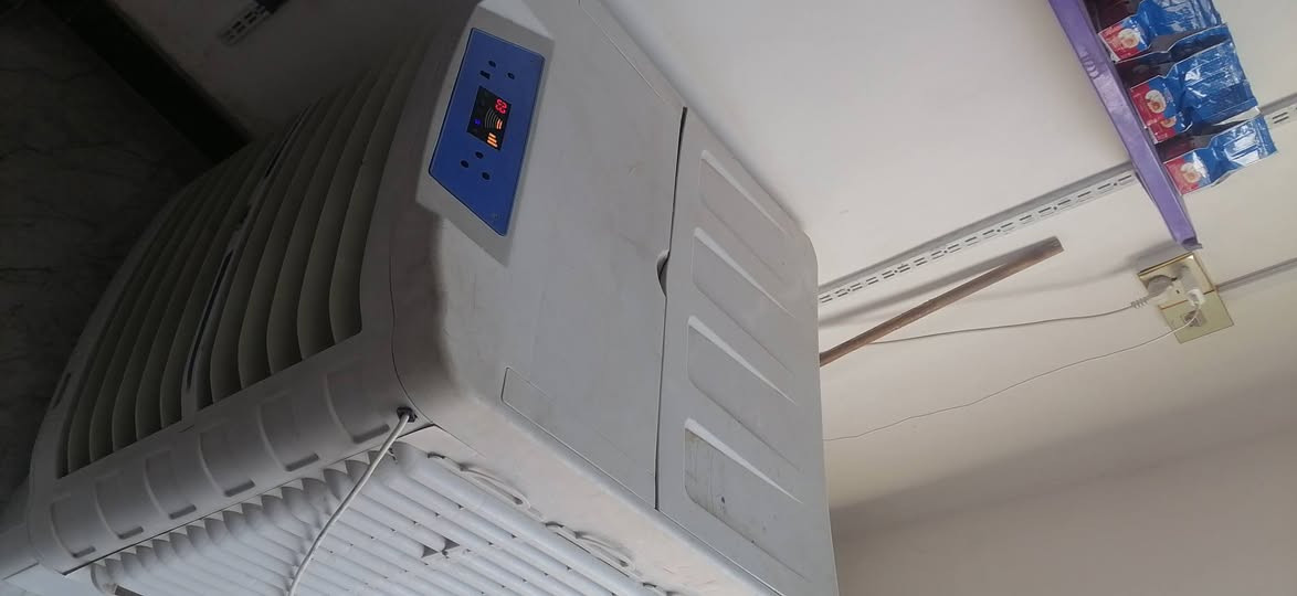 مبردات نضيفات للبيع الحديد نضيفه كلش ماطور جديد واتر بم جديد سعرهه ٨٠
البلاستك نضيفه تشغيل ريموت ليف نضيف نقصهه واتربم فقط تايرات مالتهه موجوده سعرهه ٨٠ تواصل خاص او اتصال ***********
