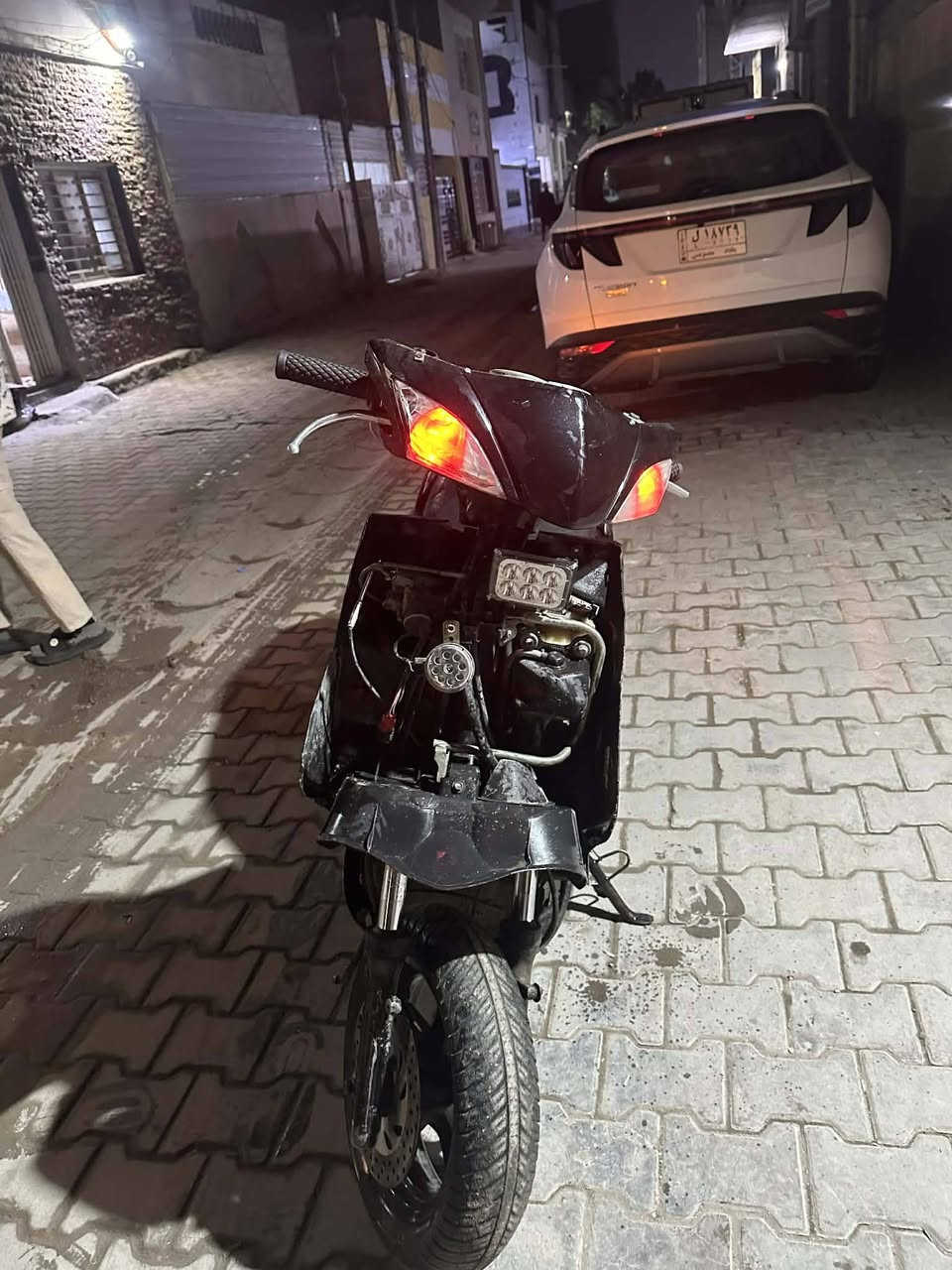 سلام عليكم درجه سكنس فحل نوزل مكينه خرسه كهربائيات شغاله كله سلف اشاير بك لايت درجه امنت الله متوكفك بشارع. بيه نقوصات بسيطه بجم اشاير يعني نقوصات خارجيه سعر 325 وببه مجال حك جيتك مكاني بغداد الحريه رقم ***********
