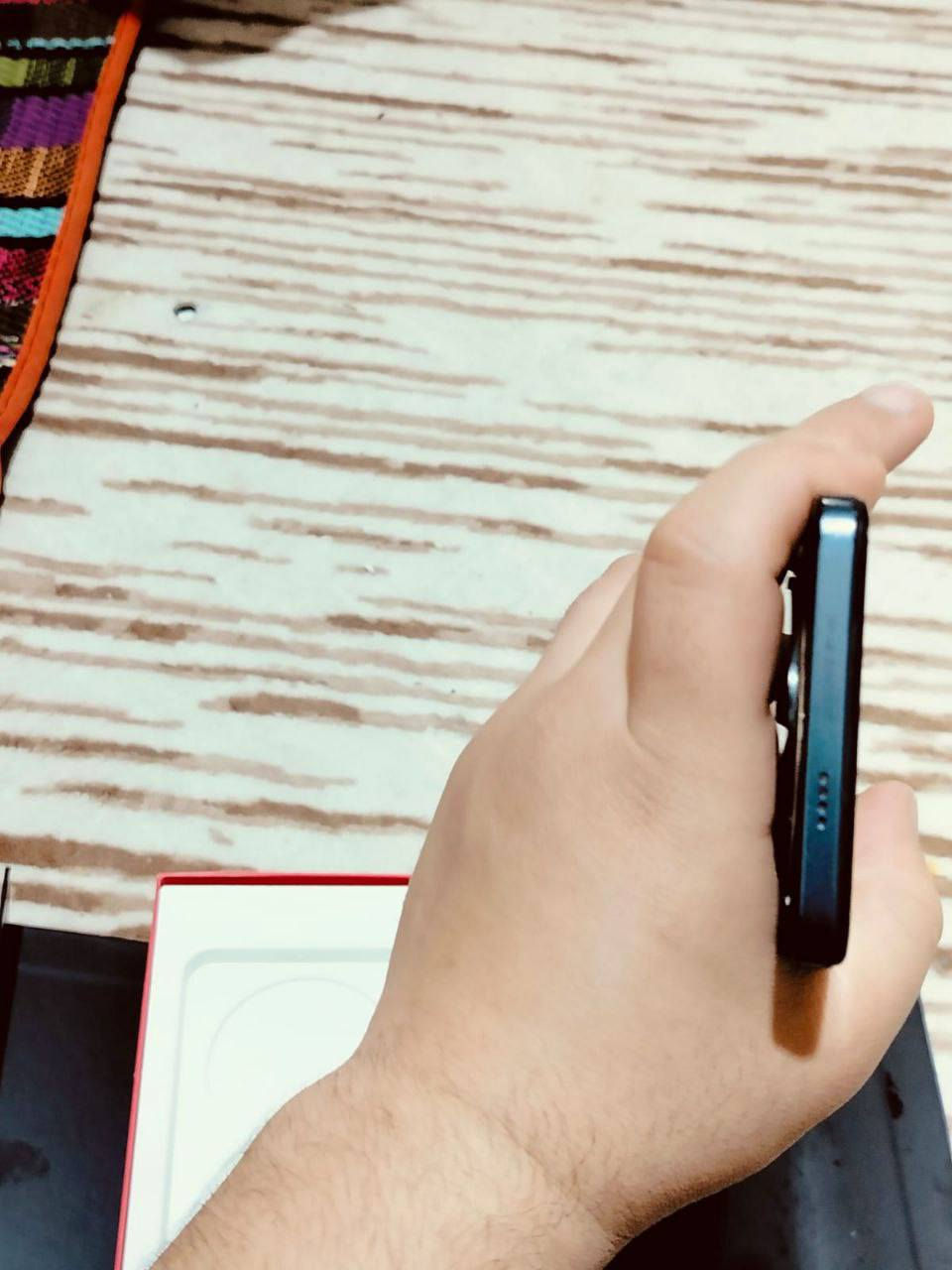 Itel RS4    

سعة التخزين   256G
 العشوائيه 12+12

ويا فقط كارتونه بدون شاحنه 

جهاز العاب كلش ممتاز يشغل بوبجي 60 فريم وباقي الالعاب 60-90 فريم جهاز ماداخل تصليح ابد جهاز نضيف الجهاز استعماله سنه تقريبا فقط بي خلل ب مدخل الهتفون واحتمال تنضيف أو صيانه بسيطه ماتكلف
 
سعر 110 بي مجال

العنوان - بغداد المدائن 
ملاحظه - ماعندي توصيل

للتواصل واتساب : ***********
