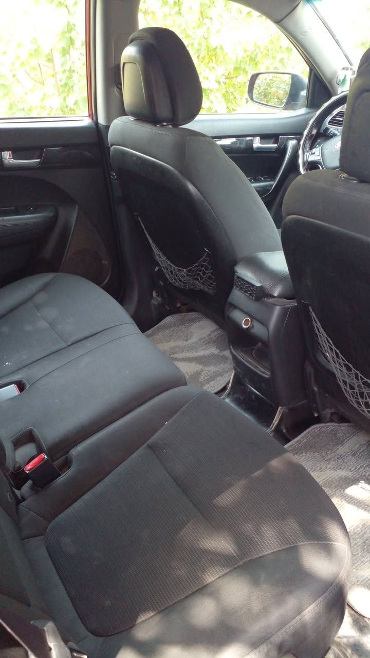 بسم الله الرحمن الرحيم  سورنتو امريكي ٤سلندر ٧راكب موديل ٢٠١٤ رقم نكليزي لون ماروني تحكم ستيرن  تبريد شغال سياره خير من الله حساس خلفي شاشه سونار موجود مانع انزلاق تدفأء كشنات اشاير بالمري تدفئه بالكشن نظام اقتصادي ماشيه ١٣٠ الف سعر ١٥٠ بيهه مجال حك الجيه الطيبين بيهه صبغ دعاميات بنيد فقط سونار موجود مكانها طويريج ت ***********ابو علي او مراوس سوناتا ١٧
