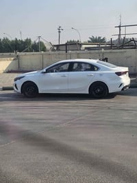 كيا K3 • ٢٠٢٤ • فتحة بصمة