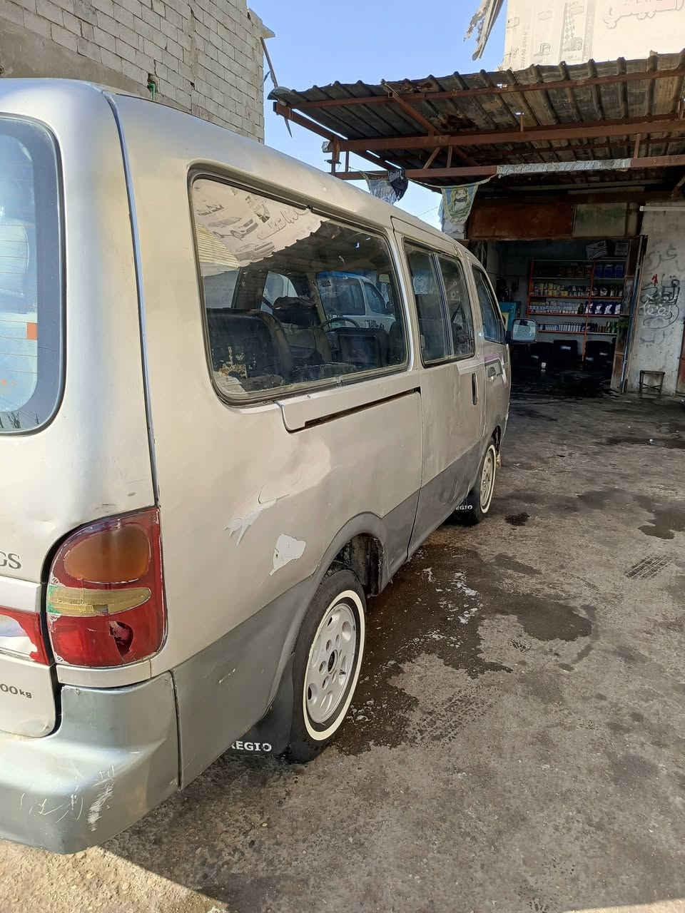 سلام عليكم بريجو لبيع موديل96 رقم نكليزي ديالى تحويل ثاني يوم مكينه كير اكسن مكفوله مكان سيارة بغداد المعامل سعر 63وبيه مجال ***********
