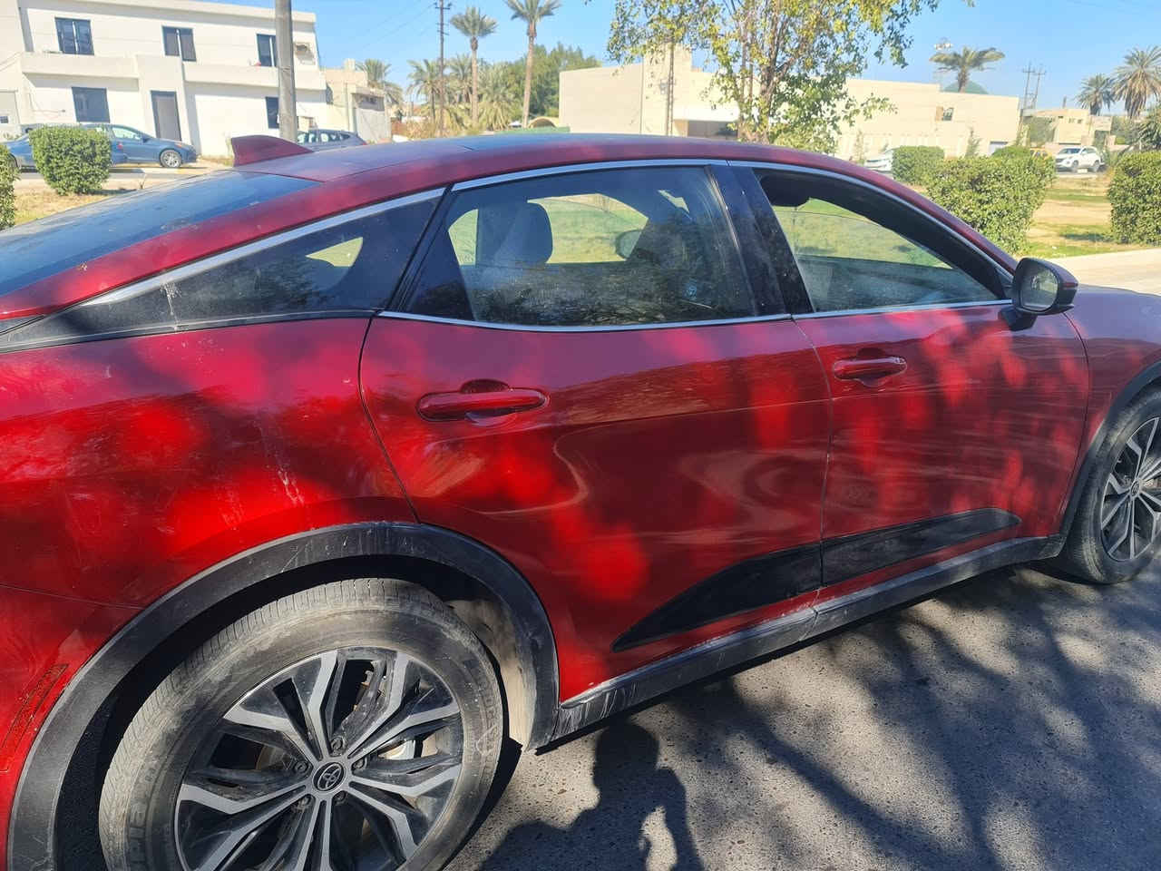 المواصفات العامة (Limited):
محرك 2.5L هايبرد
موديل 2023
 الحالة: حادث الباب الخلفي عكس السائق
يعني صبغ قطعة وحدة فقط 
ماشية: (26 الف ميل)
 السعر: (290)
 للتواصل: ***********  متوفر واتساب ايضا
مكان السيارة: بغداد - العامرية
