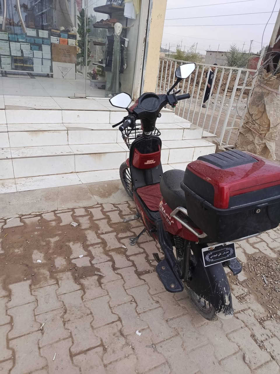 السلام عليكم 
دراجة شحن حجم 20 ( شركة المصطفى استيراد علي البغدادي ) ، بطارياتها الحجم الكبير عدد 5 
ملف 1500 نحاس + 4 سرع 
كهربائياتها كاملة شغالة 
مابيها نقص فقط تشغل وتطلع
تشحنها ٥ ساعات كاملة تمشيك يومين جرة وحدة بدون توقف 
عنواني نهروان شارع ٦٠
سعرها 575 الف


**إذا كنت صاحب هذا الإعلان وتريد حذفه لأي سبب، رجاءا أرسل رسالة إلى الدعم الفني**