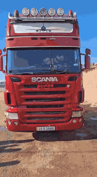 سكانيه للبيع موديل 2008تخم تاير كير3 3 مكينه 8 لاتنقيص ولاتبخير سنويه جديد مربوطه  افلات 4 دنكير مزوج ثلاجه رتايدر مكان السياره بابل المسيب ***********
