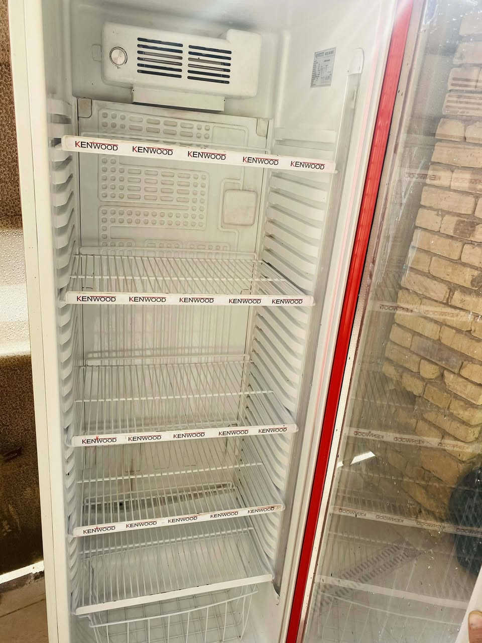 سلام عليكم براد للبيع نظيف مداخل تصليح السعر 350 بالكوت الاتصال ***********
