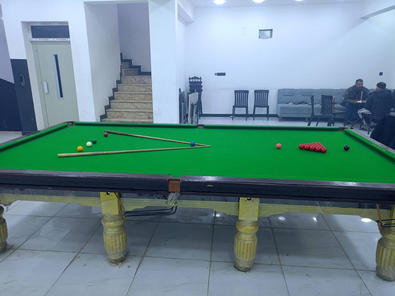 سنوكر ويركه ميز نضيف قيم وخذ لميز منصوب تشوفه بعينك وتفحصه يله تشتري مكاني بغداد حي  النصر ***********
