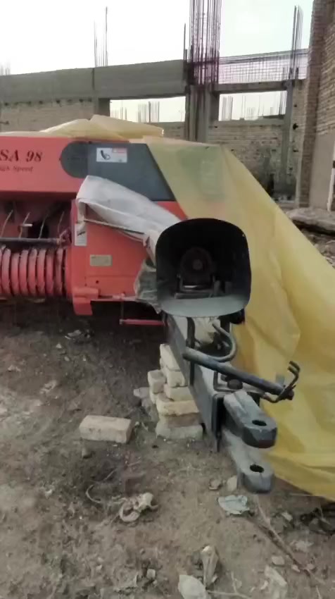 السلام عليكم كابسه تبن للبيع بعدهي جديده مامشتغله خالص موديل2025 ام الزنجيل ايرانيه رقم الهاتف ***********
