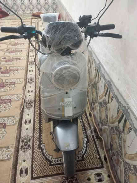 سلام عليكم دراجه شحن اللبيع ار9 مابيه ايشي السعر 600وبيه مجال قليل الرقم ‏‪***********‬‏
