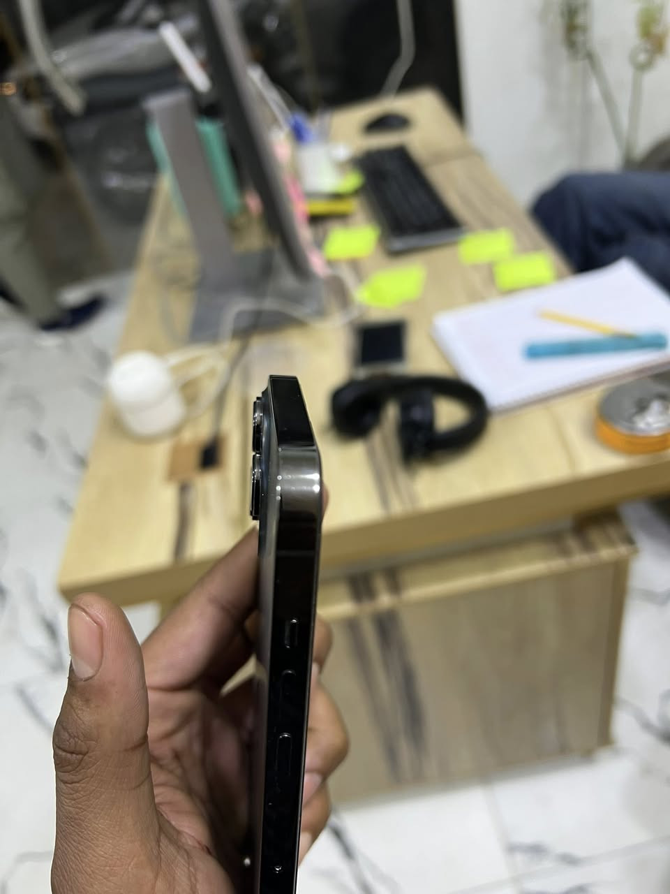 آيفون ١٣ برو ماكس أمريكي مبدل بطاريه اصليه ام التوثيق السعر ٥٧٠ وبيه مجال رقم نسبه البطاريه ٨٩ الموبايل***********
