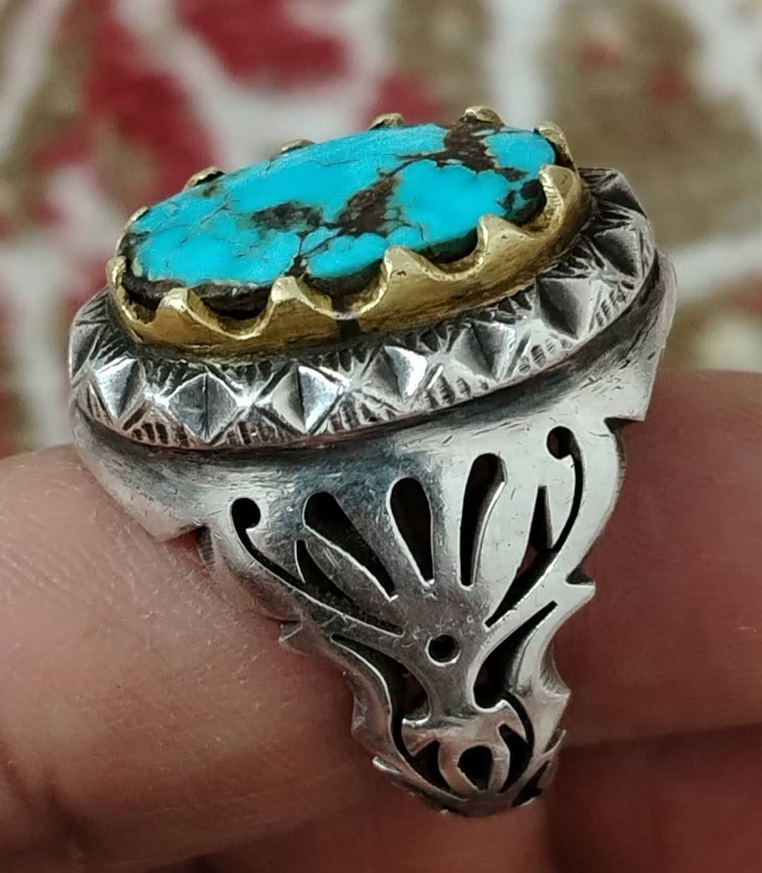 للبيع خاتم فيروز نيشابوري صياغه يدويه ثقيله قيم بما يرضي الله


**إذا كنت صاحب هذا الإعلان وتريد حذفه لأي سبب، رجاءا أرسل رسالة إلى الدعم الفني**