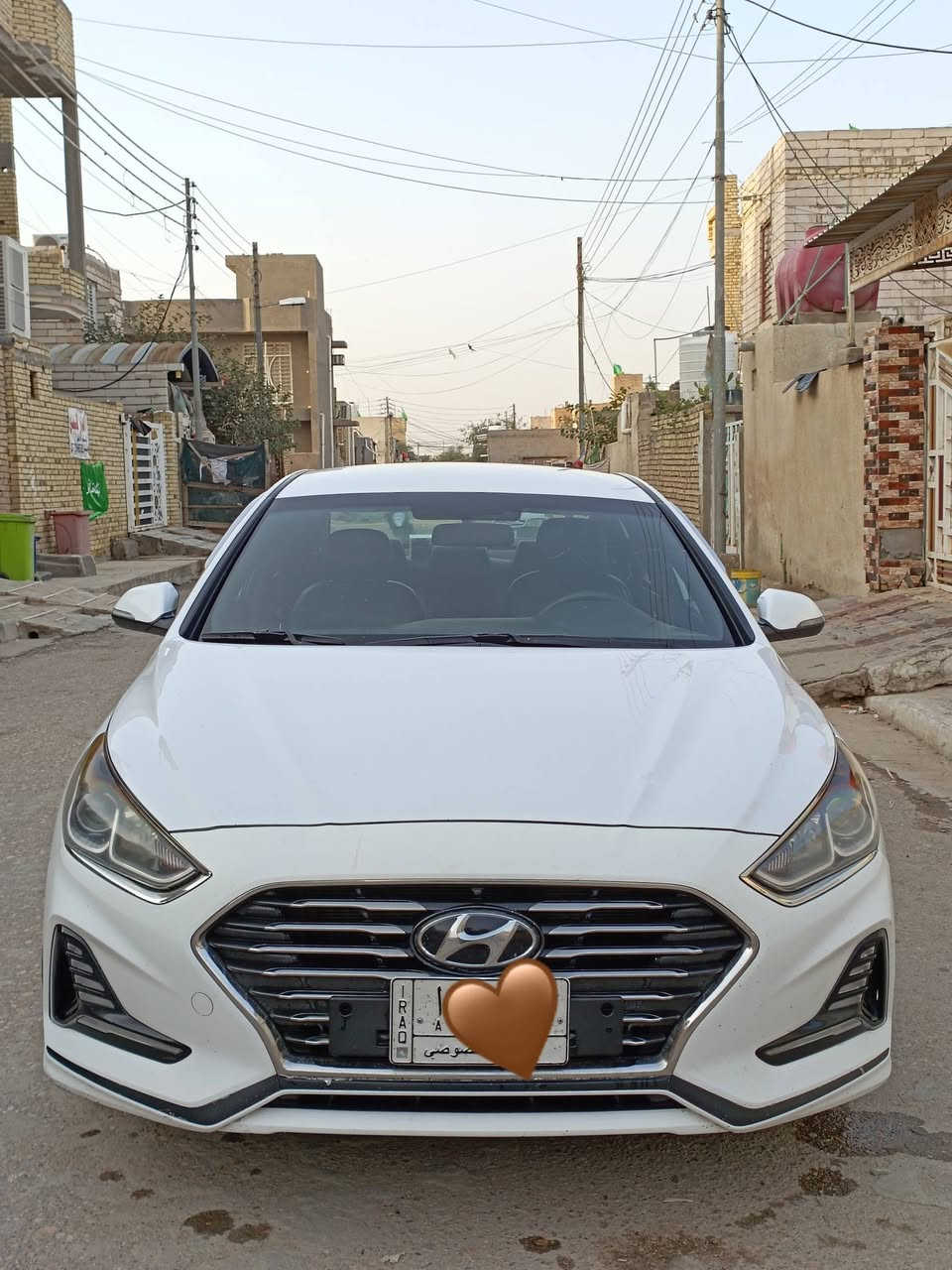 سلام عليكم سوناتا وارد كوري موديل 2020 بانزين اصل قطعتين تبريد مكينه 2000 دوش  رقم بابل مكاني ميسان العماره السياره جاهزه ما تصرف عليهه ربع دينار ملاحضه لوارد كوري يجي بيء صبغ 
السعر 155 
رقم الهاتف ***********
