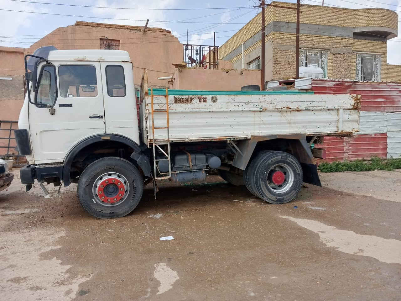 مكينه 28محسن ستندر اكسل جي اف 
 تخم تاير كير 6وشلعه رقم انكليزي الانبار 
 سنويه صاقطه صار شهرين سياره جاهزه من كلشي 
موديل 88 الاستفسار *********** مكان ذي قار شطره
