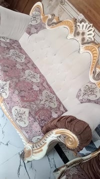 كنبة مستعملة • سعر مناسب • تواصل خاص