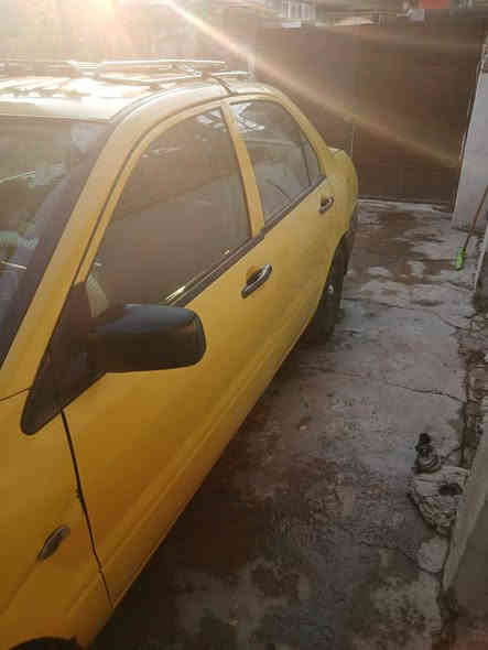 السلام عليكم لانسر للبيع المديل 2010 السياره جاهزه مكينه وكير خير من الله سياره بيه طخه بل جاملغ فقط السعر 80 وبيه مجال ***********
