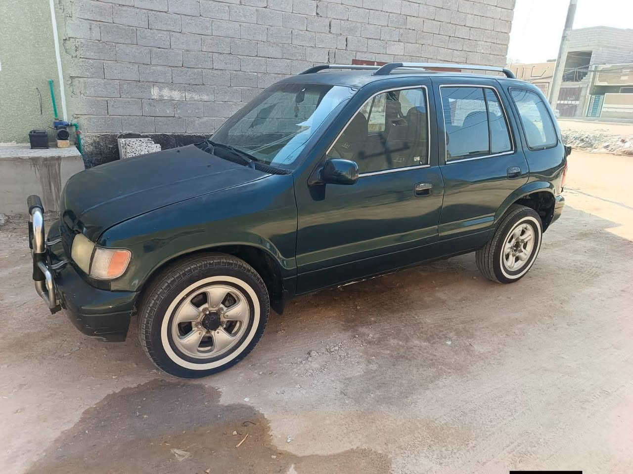 سبورتج ٩٥ رقم بغداد صدامي راعيها بكربلاء
كير كفالة مكينة بيها خيط تبخير 
مصبوغة عام لجمالية
مكاني كربلاء
السعر ٣٨
***********
