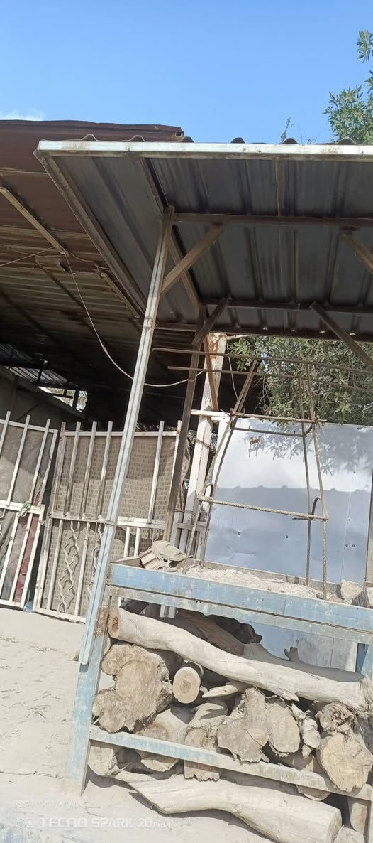 شوايت سمك حطب للبيع المكان ديوانية ***********
