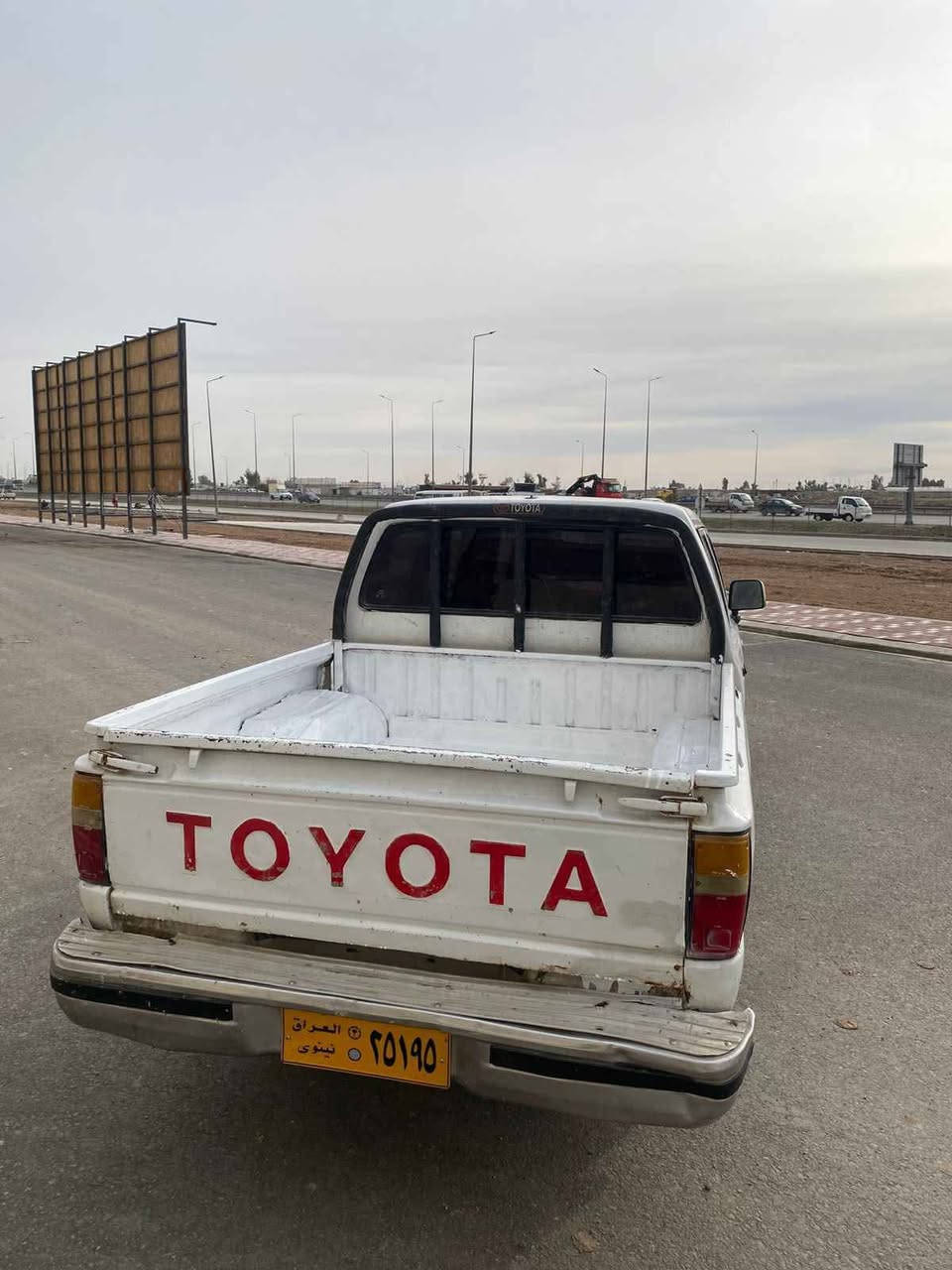 پیکاپ کڕوسیدە مودیل 1985 
سەنەوی
گێڕ و مەکینە بەشەرت
ناو و دەرەوەی وەک یەک جوانە
سعر//27وەرەقە تۆزێک مەجال
شوێن// هەولیر
***********واتساپ ڤایبر موجود*********** أربيل, العراق
