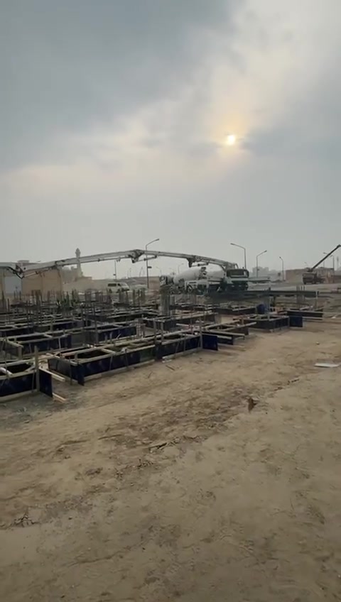 بم موديل 2007  42 متر تواصل واتس ***********
