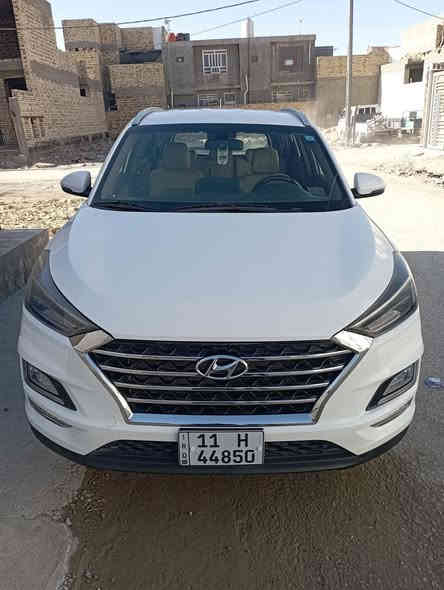 السلام عليكم توسان (20)الكاصد 5 عدسات سياره باسمي رقم بغداد دولي مكفولة كفاله عامه ماشيه 79 الف حقيقي أصليه كوريا سايد بريك بارجل  كير ومحرك على وضع الشركه مكان سياره حله سعر 216استفسار اتصل على رقم ***********
