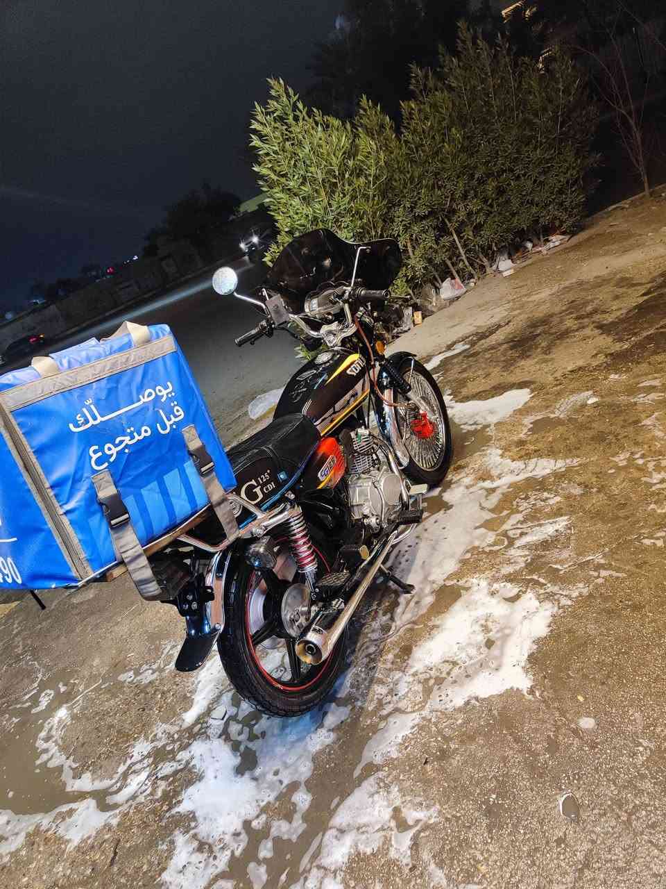 دراجة ايراني 2025
دراجه بعدها على الشركه 
مابيها اي نقص كامله 
تاير لخلفي محور جوبلس 
كلشي بيها جديد 
عنوان الطالبيه 
***********
تاير الخلفي جديد 
رايدها 700وبيها مجال 
دهن جديد وتانكي متروس بانزين 😂😂
ويها سويجين
