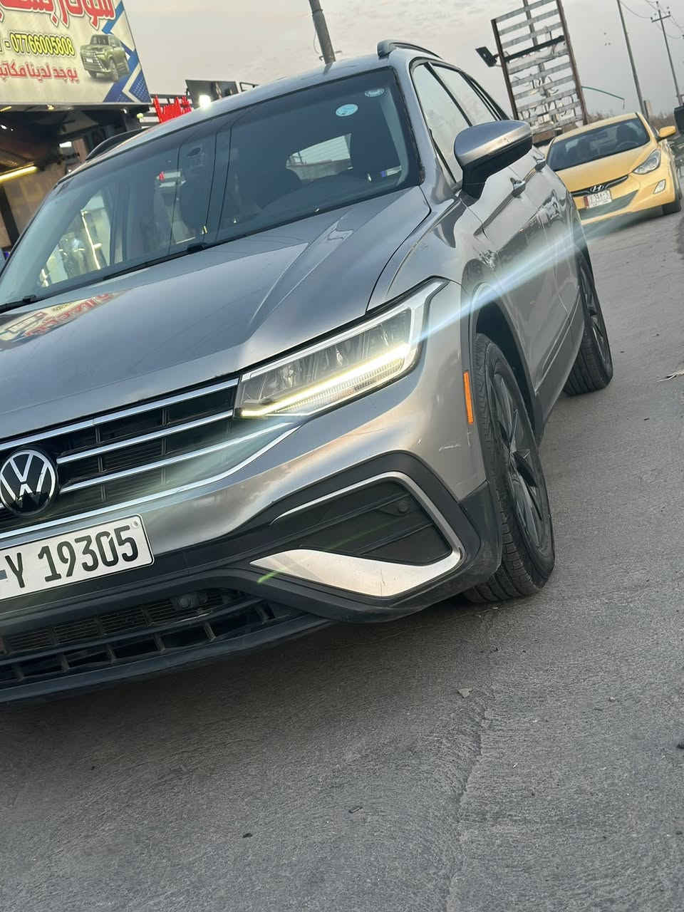 سلام عليكم
فولكس واكن تيكون
موديل 2023
مواصفات

2- تحديد مسار
3- فول رادارات
4- كامره 
 5-بصمه
سايد ابرك بصمه
محرك 4 سلندر2000
رقم أربيل هزه و لوحات جديد
صور حادث مرفقه بل منشور
السعر 143 وبيه مجال

مكان بغداد الشعب
للاستفسار الاتصال 
***********
***********
