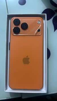 ايفون 17 كوبي • للبيع