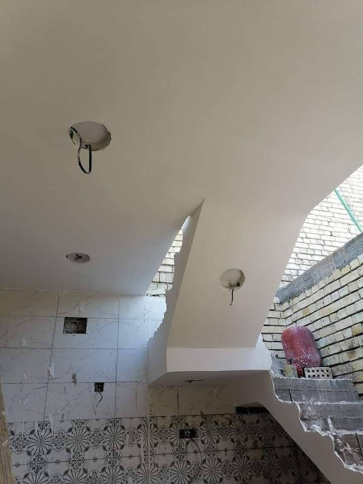 #السلام عليكم كادر لبخ جص من الموصل متفرغ حالياً شغل نظيف واتقان في العمل البيت يطول 3ايام ع الأقل اتصل ع الارقام. ***********/
***********.واتساب 
ومن الله التوفيق
