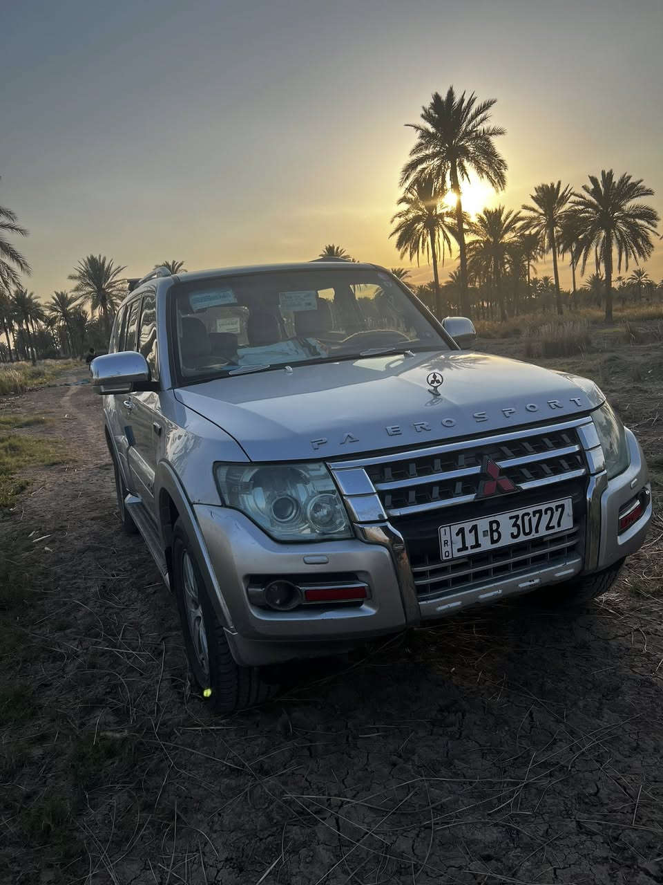 السلام عليكم
باجيرو  خليجي  2008  محدث 2015 للجماليه 

السياره فول مواصفات عدا الفتحه مكفوووله  

-اشاير بالمري 

-شاشه حجم كبير 

-حساسات

-دمام 

داش كام 

-كامره خلفيه

-محرك3000

منضومه غاز 

رقم انكليزي 

سنويه إلى 2030

السياره جديده ونضيفه 

تخم تايرات جديد

ادامه المنظومة الوقود كامله 

رقم بغداد باسمي التحويل ثاني يوم

سعر السياره (123 )

وبيها مجال ان شاء الله

مكان السياره ديالى الخالص 

الاستفسار الاتصال على الرقم 

***********
