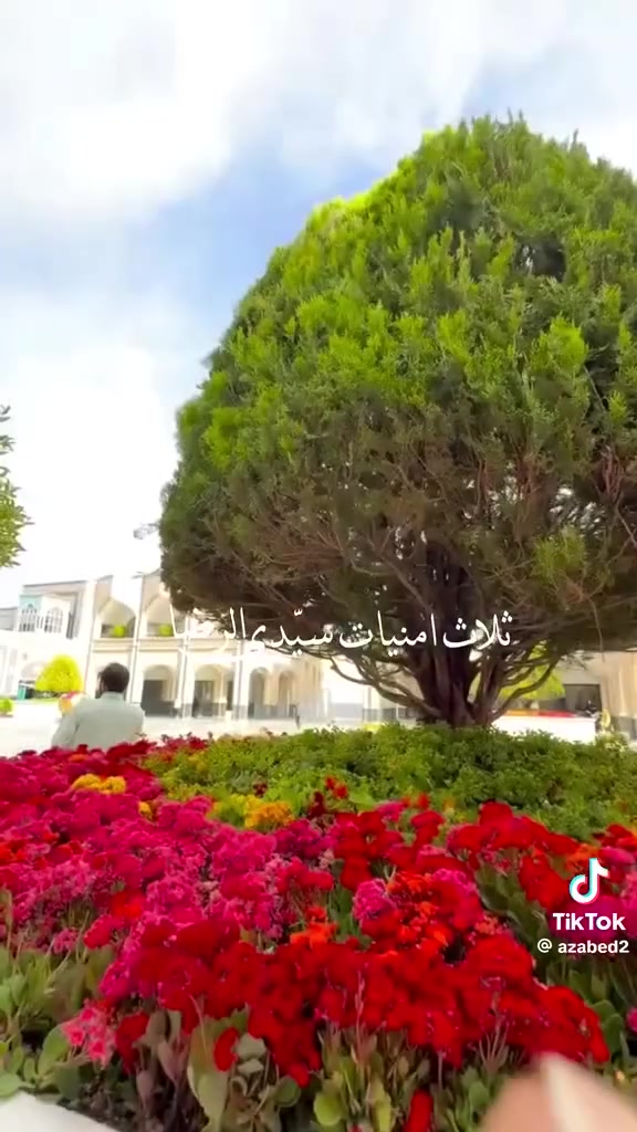 سفره الي ايران تتضمن مزارات وقم ومشهد واماكن سياحيه وترفيهيه وجميع الخدمات تنطلق الرحله يوم  7/12بسعر 150 الف باص  عراقي و المده 12 يوم   ماعليك بس تتصل وتحجز علي رقم التالي***********
