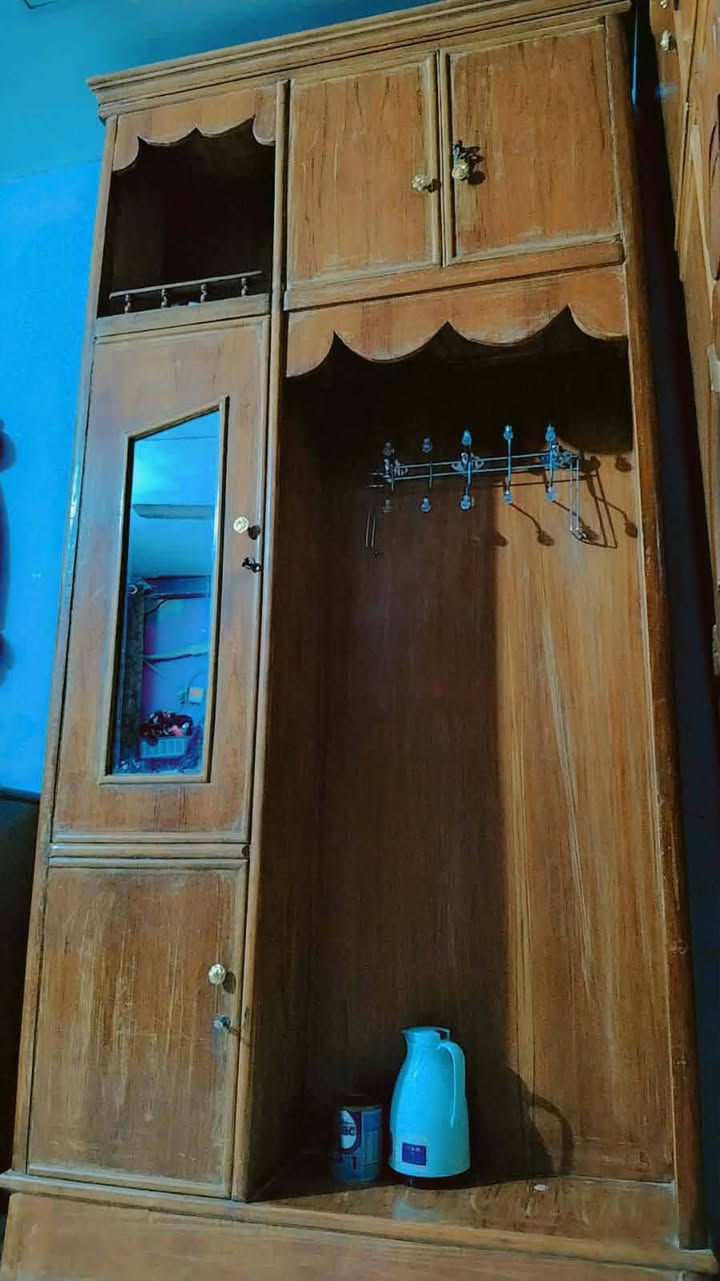 جربايه+ميز تواليت+زاويه مكان النجف 350


**إذا كنت صاحب هذا الإعلان وتريد حذفه لأي سبب، رجاءا أرسل رسالة إلى الدعم الفني**