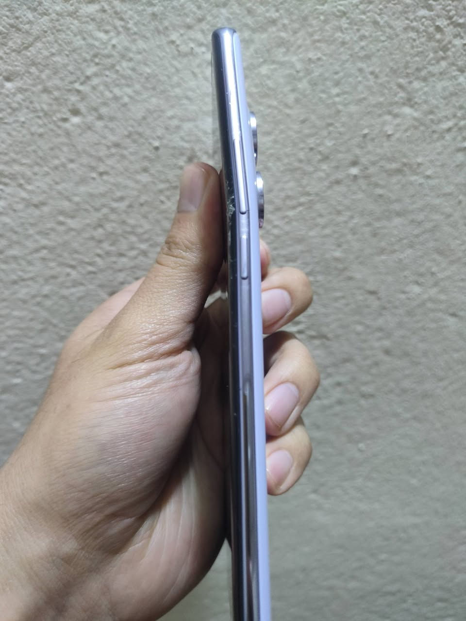 ريدمي نوت 14 برو256
شاشه مضروبه شغاله
بيه عواج مماثر
للبيع او المراوس 
***********
