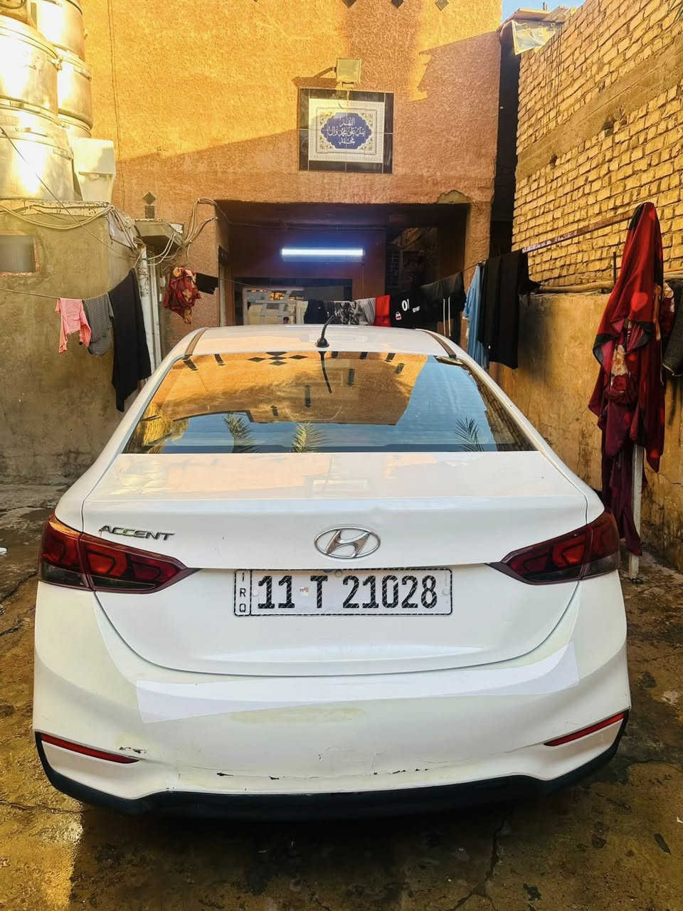 سلام عليكم  اكسنت موديل  18  ماشيه 120 سيارة مال بيت رقم بغداد بسمي وبيهه سونر ابيع هاذة موجود سيارة موجودة بغداد سعر مطلوب 87$  ***********
