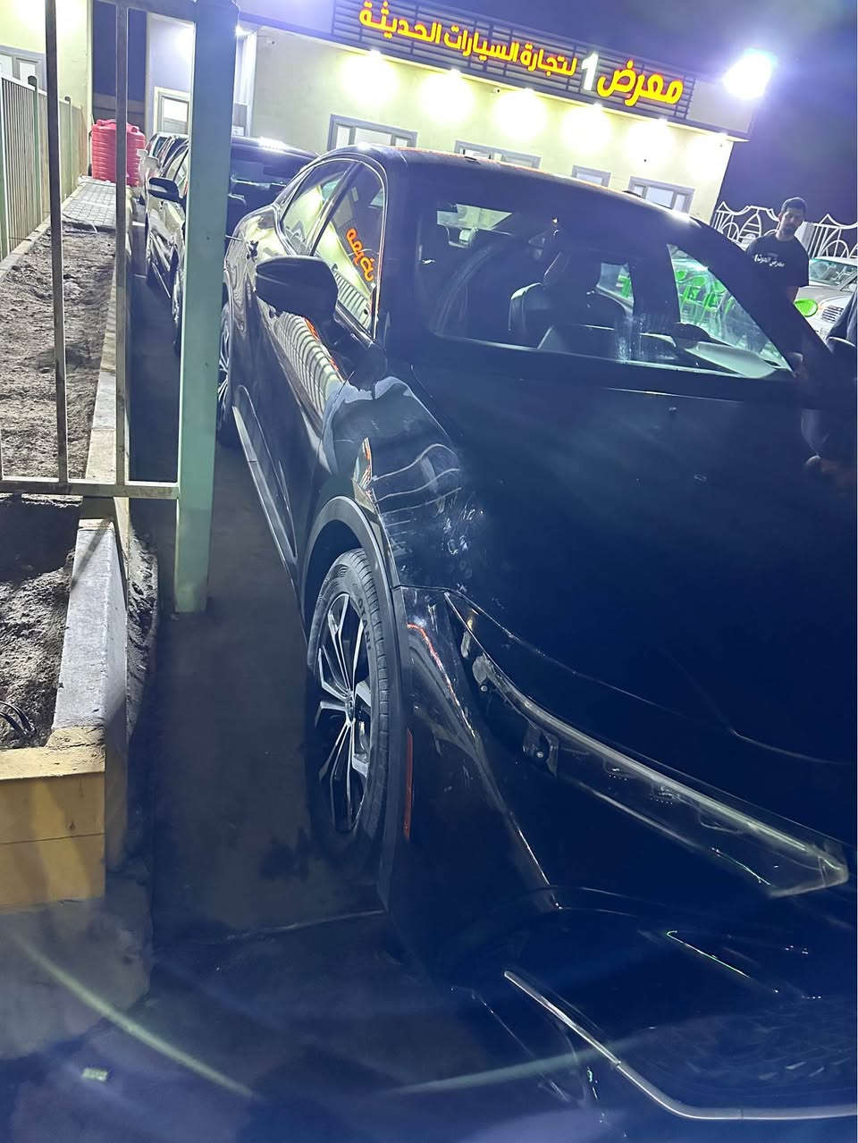 السلام عليكم كراون 2023 هايبرد 
سياره جديده بيها باب خلفي صبغ نص جاملغ خلفي سياره فول بنروانا رادار حساسات فول للاخير رقم بغداد بأسمي تحويل ثاني يوم مشروع وطني *********** البصرة, العراق
