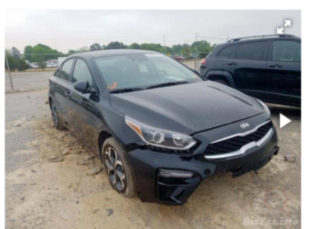 سلام عليكم.                                                                              كيا فورتي موديل ٢٠١٩ وارد امريكي  حادثه موضح بالصوره
سياره بدون ايرباك بدون صبغ                                            

شاشة جبيرة و كامرة بلاد

ردار تحديد مسار و مانع تصادم

كروز سرعة 

باتري جديد

مكينة ٢٠٠٠ دوش 

كيرها ايتي 
سياره عليها منظومه غاز
سيارة خير من الله 

مكانها بغداد المدائن

سعرها 130
 
***********
