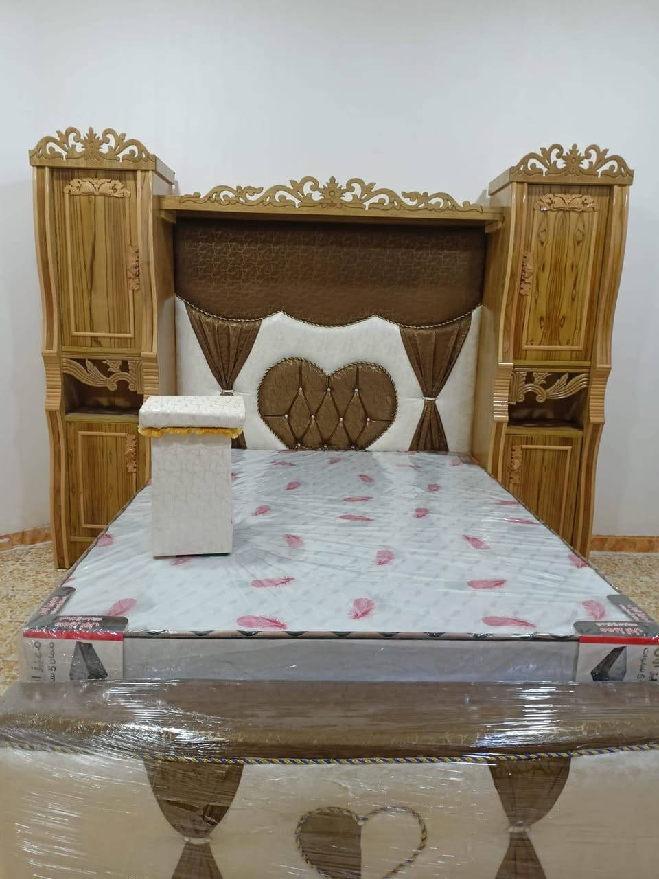 بالتقسيط 〽️  بالتقسيط  〽️  بالتقسيط
◾ غرف نوم أحدث ال فصالات بالتقسيط لمده 18 شهر وبدون مقدمه ويوجد لدينا أيضا فصالات حسب الطلب وايضا فصالات تركية حديثة شغل عراقي درجة أولى )

◾طريقة البيع بل تقسيط اذا عندك موضف متقاعد  منتسب  اوكفيل  على مصرف الرافدين ابيعك اقساط مدة 18شهر بدون مقدمة الاستقطاع يكون يدوي او الكتروني

#العنوان الموصل - الجانب الايمن - الصناعة القديمة مقابل ميزان البيادر *

#عدنا توصيل لجميع المناطق.. القرى.. النواحي.. المحافظات
#يوجد لدينا نظام استبدال الغرف و الاتفاق على الفرق 

🌀تواصل معنا... الاتصال او المراسلة عل واتساب عل هذه الأرقام انطيك كافة التفاصيل) 

✅واتساب ☑️***********كورك.. 
✅واتساب ☑️***********اسيا
