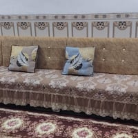 ديوان للبيع السعر400 للإستفسار الإتصال على الرقم التالي 07735158818