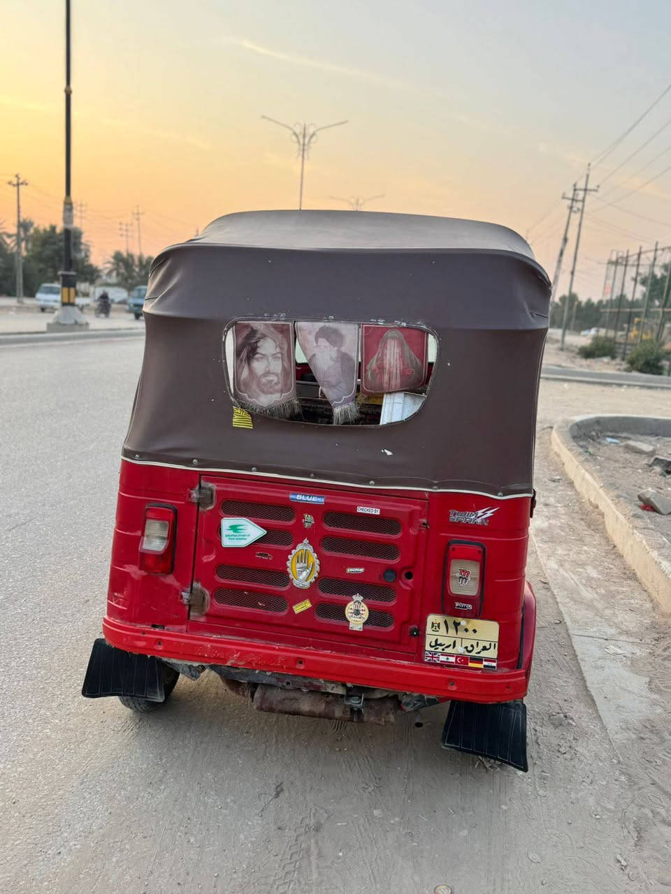 سلام عليكم تكتك للبيع اوراق وهاي كدامك عوزه بس جادر وجاملق تكتك خير من الله شوفه بعيناك المكان طوريج كربلاء ومودل 18بشهر 12 يعني محسوبه 19السعر 4وبيه مجال***********
