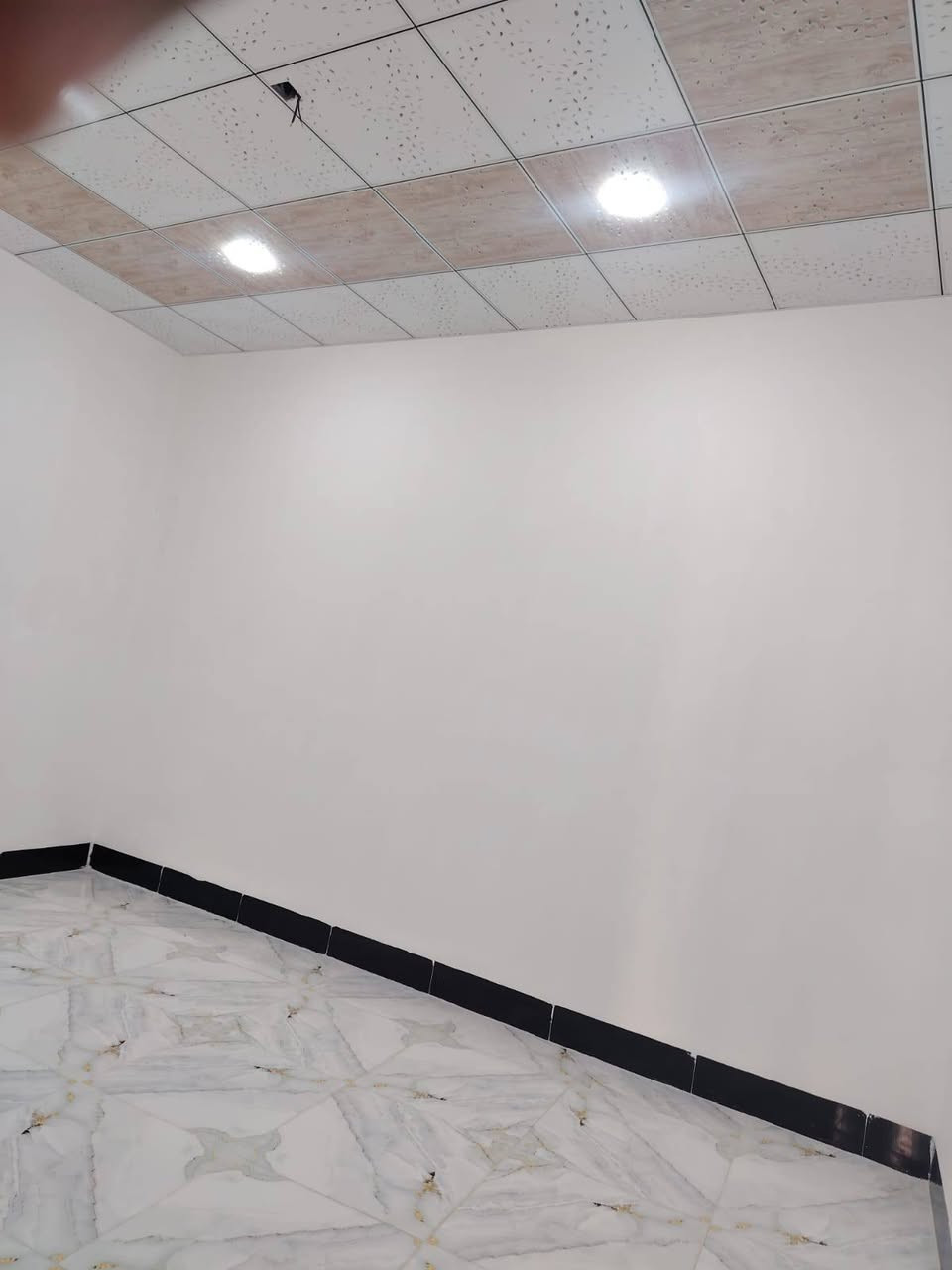 دار للبيع او للايجار جديد ١٠٠متر بناء جديد حصرا عائله زغيره زراعي حي ميسان قرب سكلة الكرعاوي ايجاره ٢٥٠ استفسار ***********
