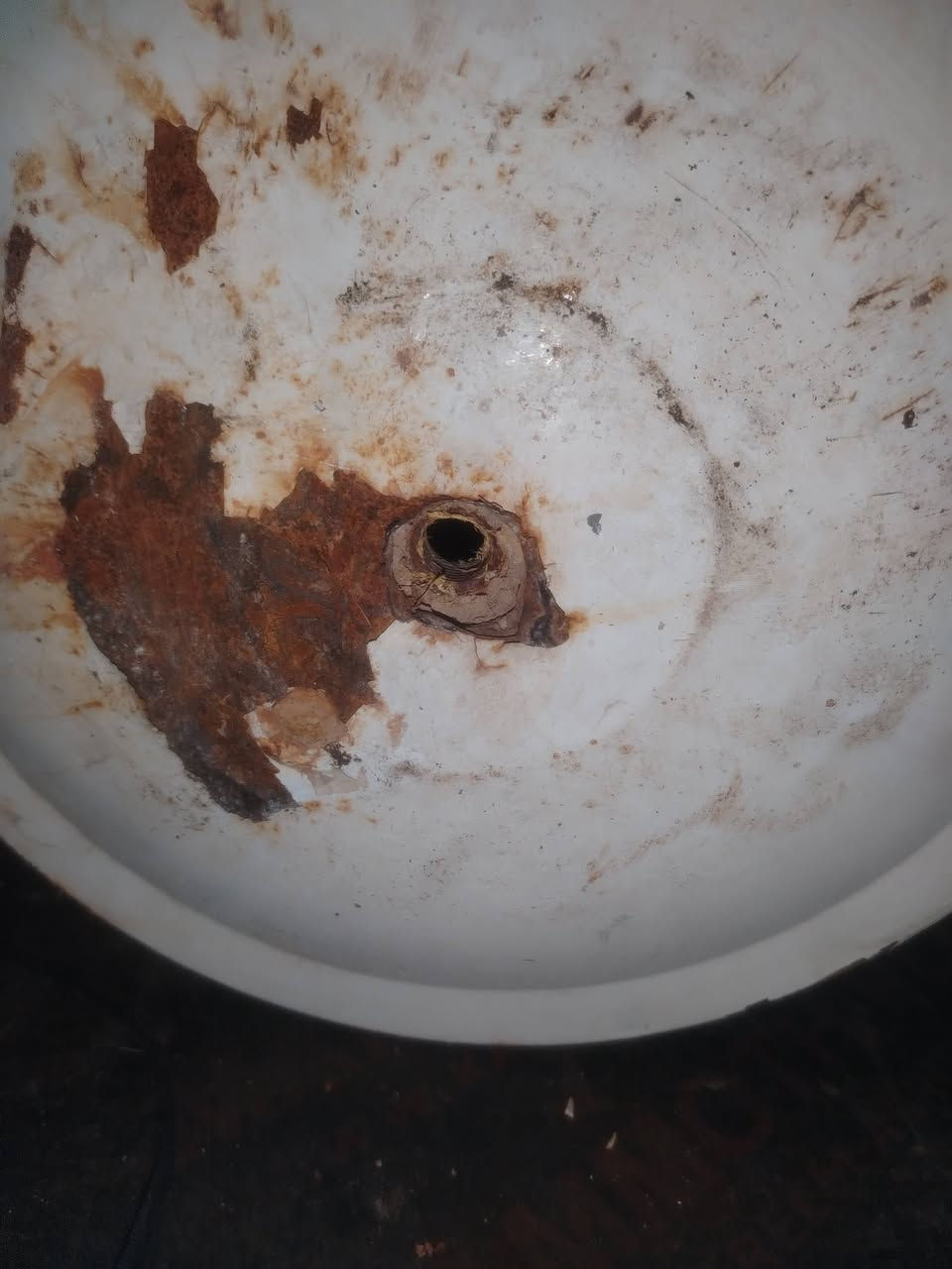 1 العنوان بغداد الحسينيه راشديه

2مبردات عداد 4

3 غساله نوعية حديد جاهزه غسل او تنشيف

4 كيزر

5 جك يشتغل اله نص او يوكف

6 رقم #الهاتف***********
